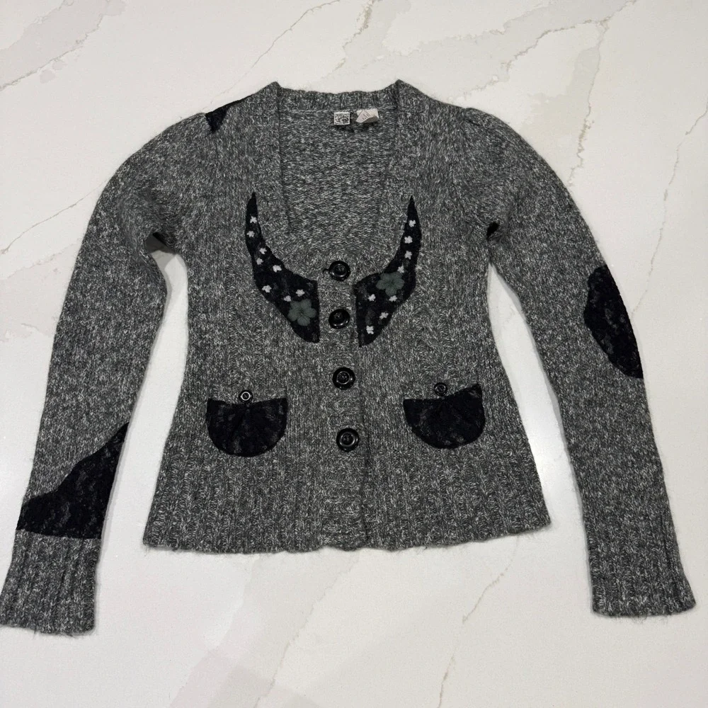 BKE Cardigan Sweater Women Small Gray Wool Blend Lace Floral Button Front V-Neck